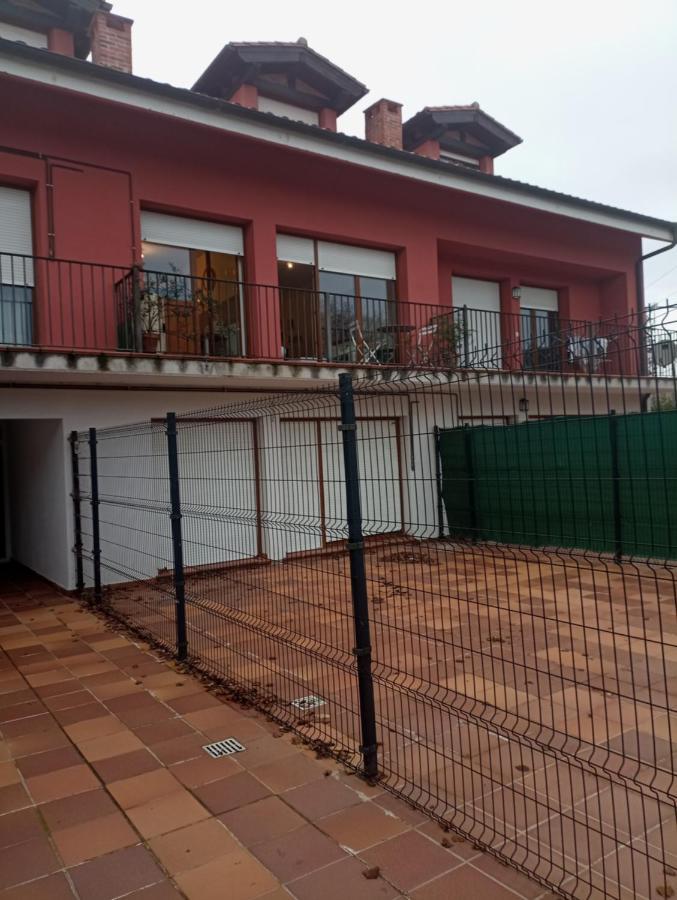 Duplex En Comillas Esterno foto
